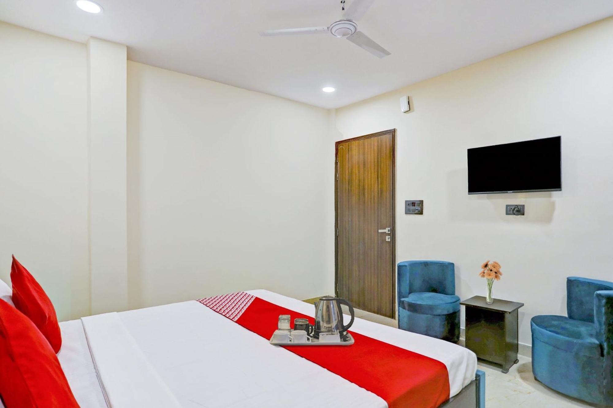 Hotel O Royal Lotus Stay Near Ip Extension Metro Station New Delhi Ngoại thất bức ảnh