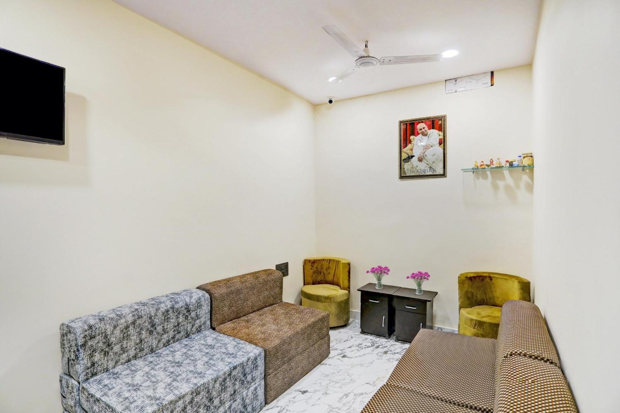 Hotel O Royal Lotus Stay Near Ip Extension Metro Station New Delhi Ngoại thất bức ảnh